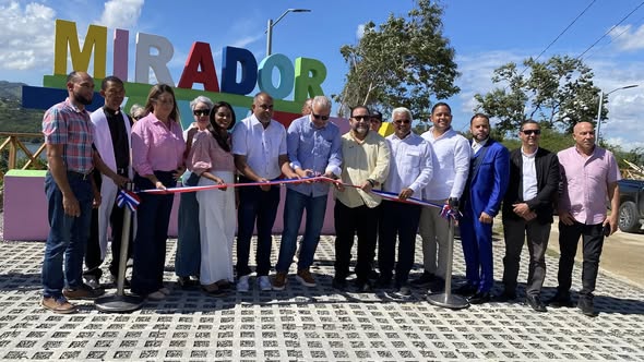 Ya muestro mirador está listo para que vengas a disfrutar de una hermosa vista hacia la presa de Tavera